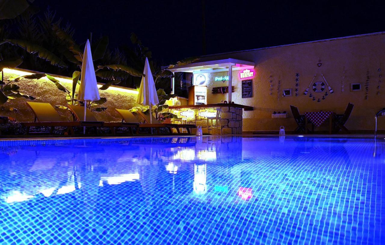 Duman Boutique Hotel Çeşme Exteriör bild