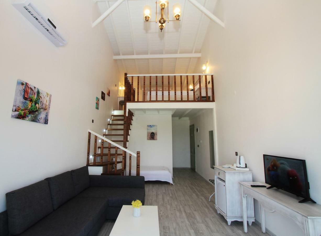 Duman Boutique Hotel Çeşme Exteriör bild
